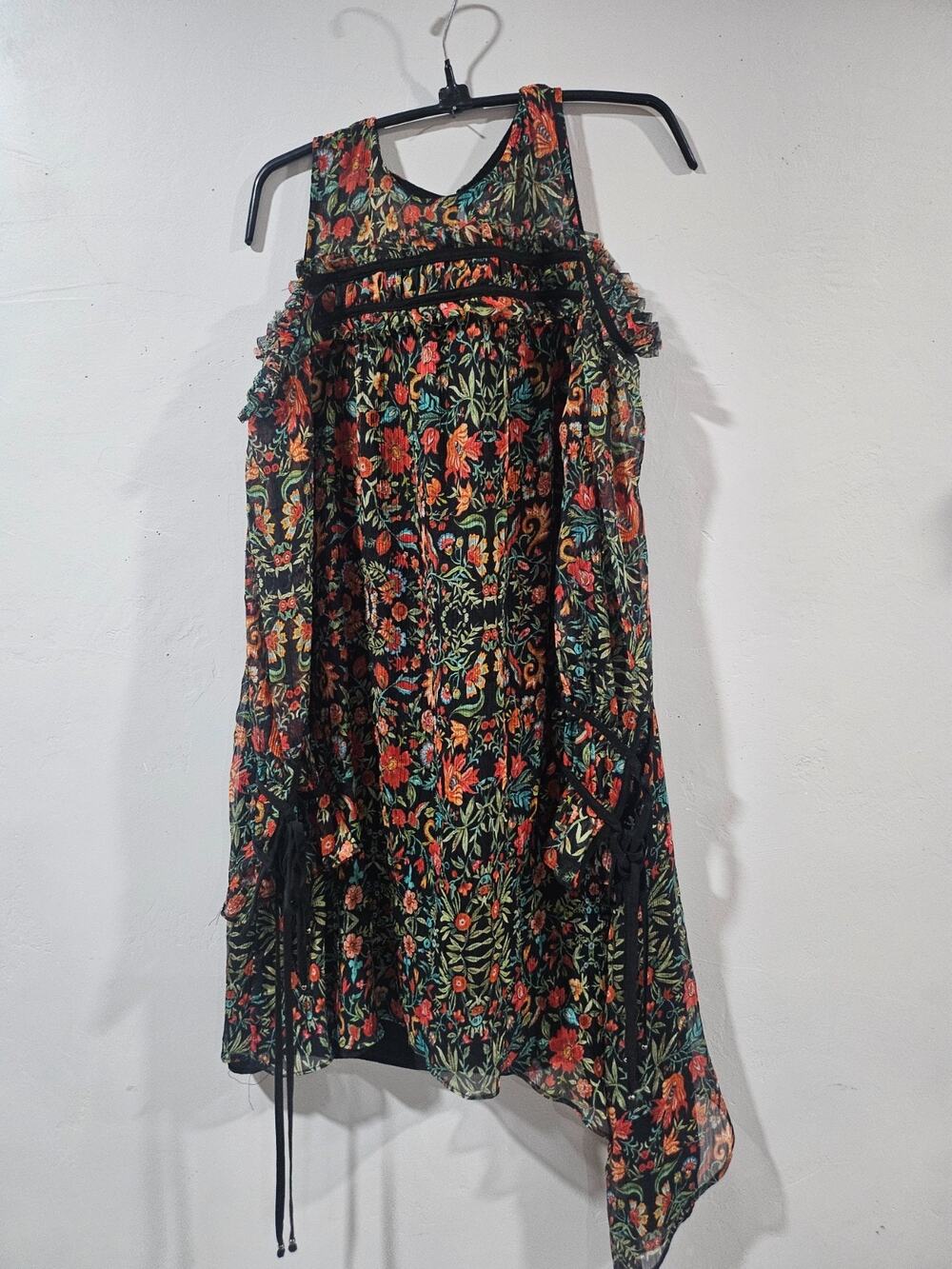 ADELYN RAE Black Red Floral Cold Shoulder Ruffle Boho Dress Asymmetric M